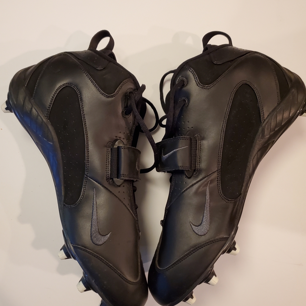 Nike Men's Black Football Cleats Size 14. Like New